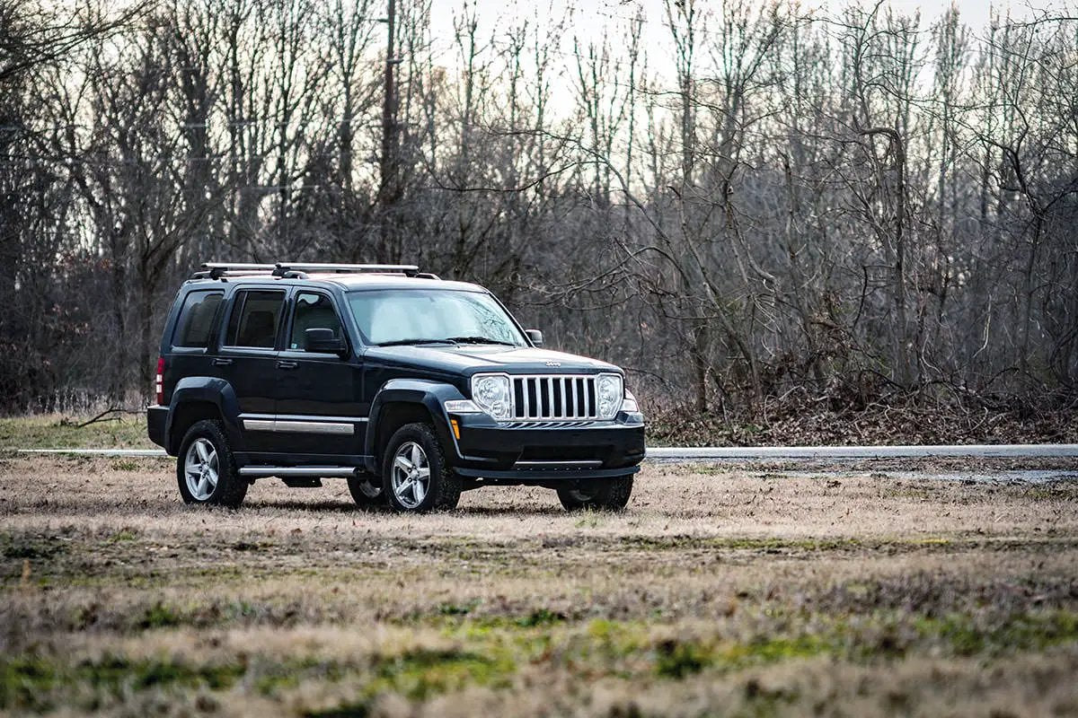 Rough Country 2.5 Inch Lift Kit | Jeep Liberty KK 4WD (2008-2012) by Rough Country
