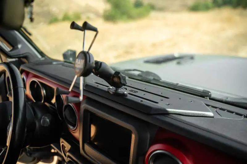 DV8 Offroad DVE Digital Device Kit by DV8 Offroad