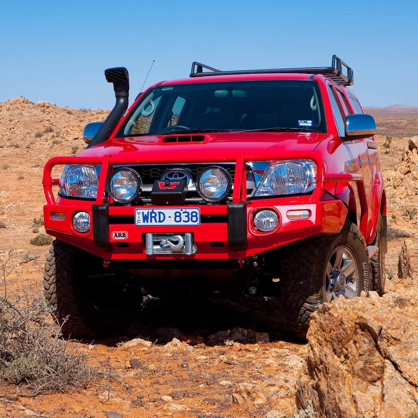 ARB Non-Winch FrontBumper, Suitable for Vehicles Equipped with Flares, Compatible with ARB Fog Lights