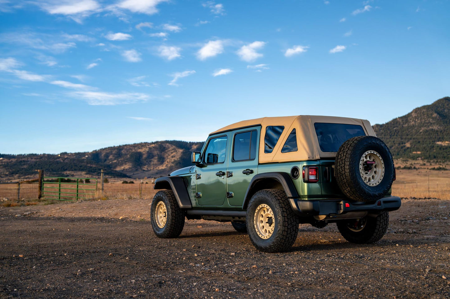 Bestop eTop Jeep 2007-2018 Wrangler JK; 4-Door (Squareback; Champagne)