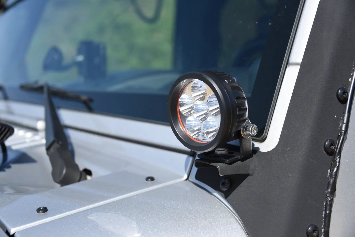 DV8 Offroad 3.5 inch Round LED Light Spot Pattern by DV8 Offroad