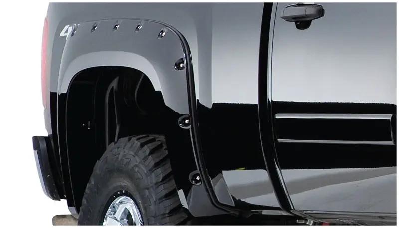 Bushwacker BUS Cutout Style Flares by Bushwacker