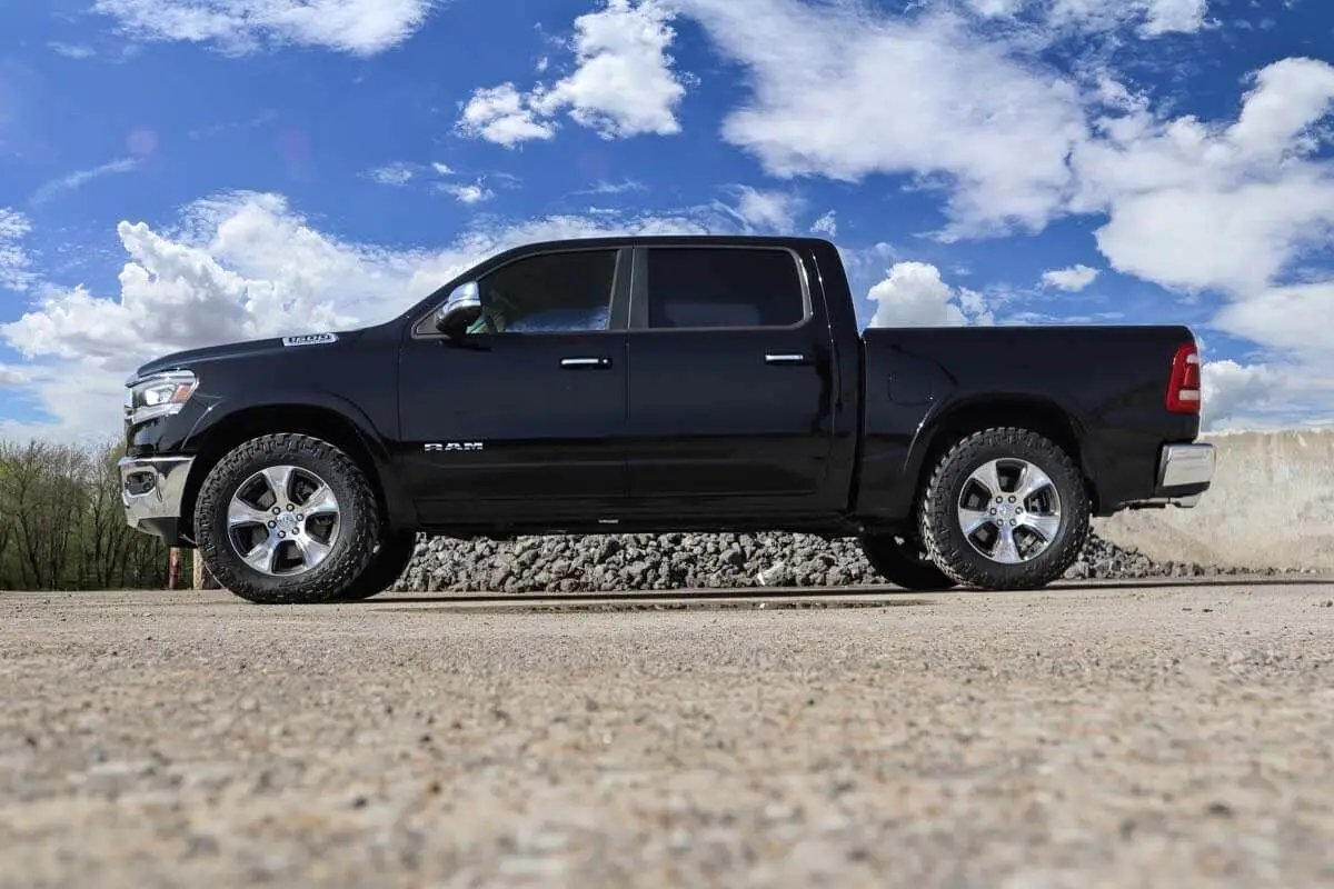 Rough Country 2 Inch Leveling Kit | Air Ride | Ram 1500 4WD (2019-2026) by Rough Country