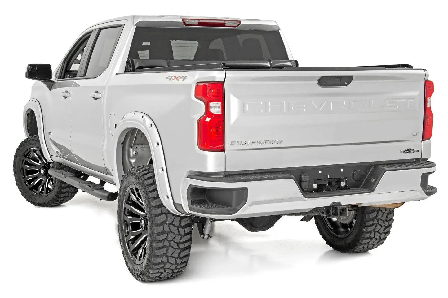 Rough Country Oval Nerf Step | Crew Cab | Chevy/GMC 1500/2500HD/3500HD (19-26) by Rough Country