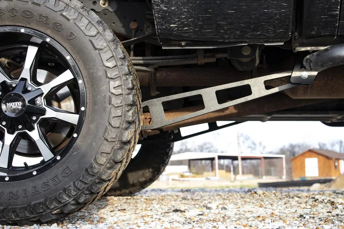 Rough Country Traction Bar Kit | 0-3 Inch Lift | Ford F-250 Super Duty 4WD (2008-2016) by Rough Country