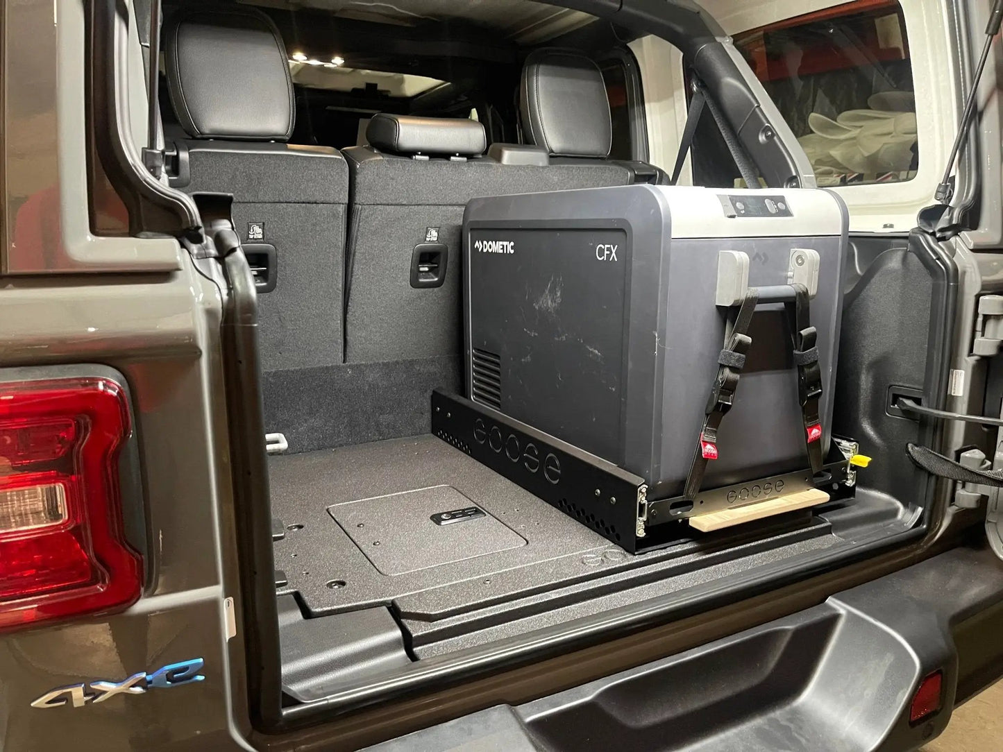Jeep Wrangler 2021-Present 4xe 4 Door - Rear Plate System by Goose Gear