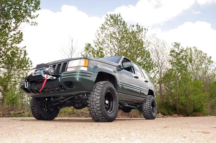 Rough Country Winch Mounting Plate | Jeep Grand Cherokee ZJ 4WD (1993-1998) by Rough Country