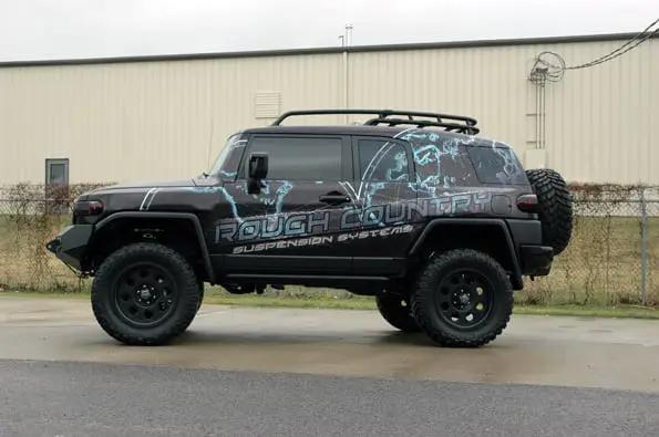 Rough Country 6 Inch Lift Kit | Toyota FJ Cruiser 2WD/4WD (2007-2009) by Rough Country