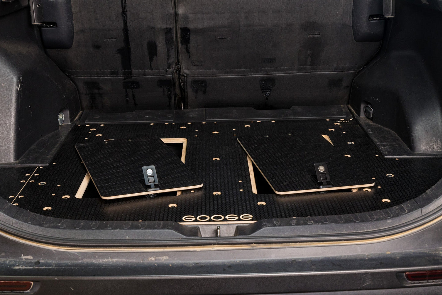 Toyota Rav4 2019-Present 5th Gen. - Rear Plate System by Goose Gear