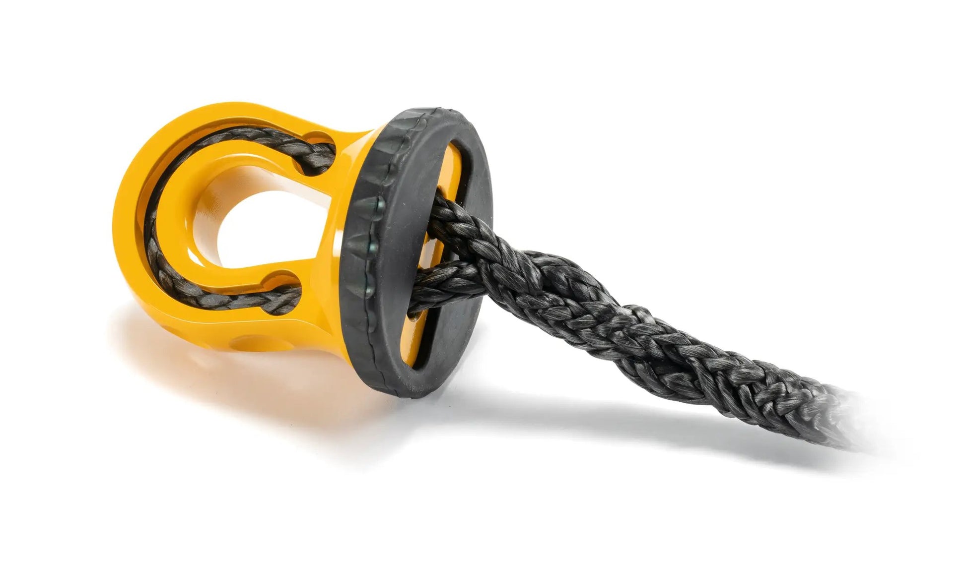 Factor 55 Splice on synthetic rope shackle mounting thimble with rope protection and integrated rubber pad. by Factor 55