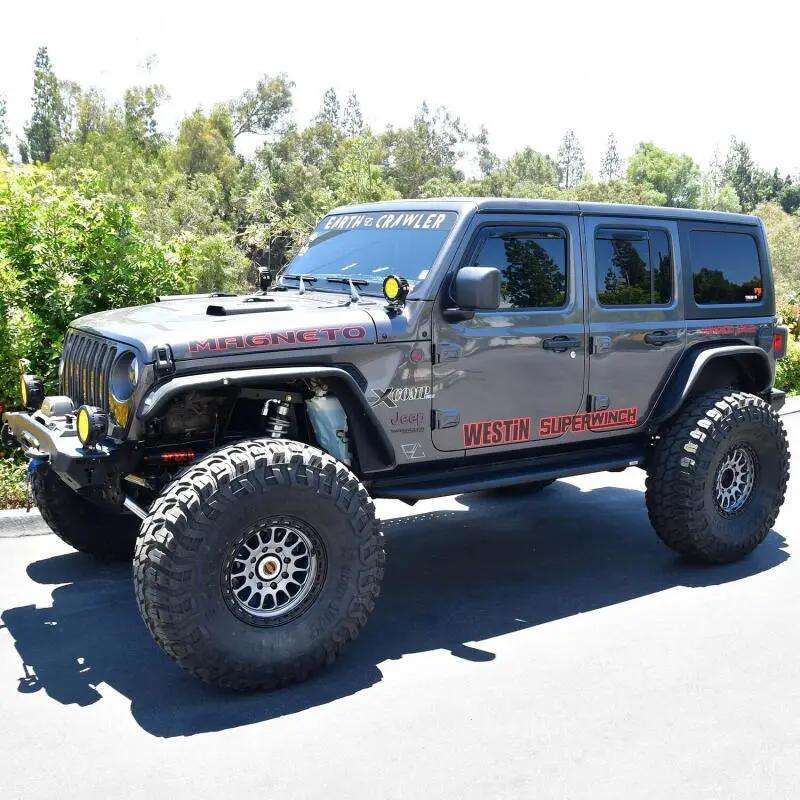Westin WES Running Boards - Outlaw by Westin