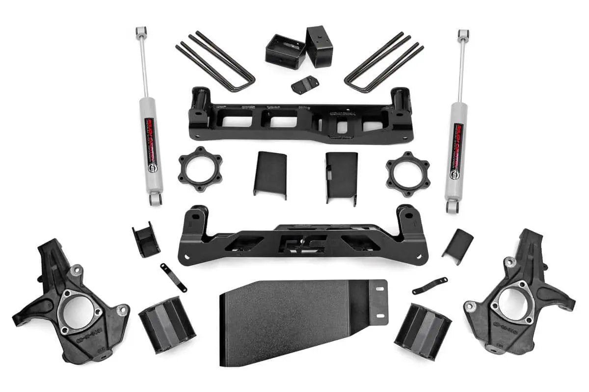 Rough Country 5 Inch Lift Kit | Chevy Silverado & GMC Sierra 1500 4WD (2007-2013) by Rough Country