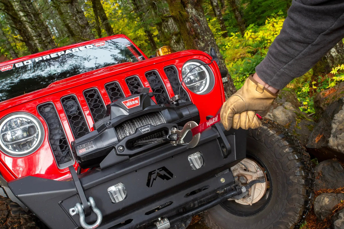 WARN ZEON XD 10-S premium recovery winch. Performance and durability; industry's best warranty; fastest line-speed; and most robust waterproof sealing. ZEON XD is the ultra-reliable recovery tool you can count on. by Warn