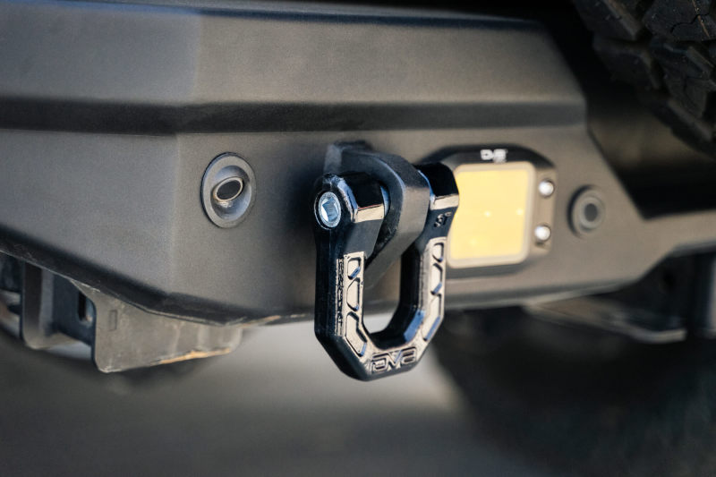 DV8 Offroad DV8 Shackles