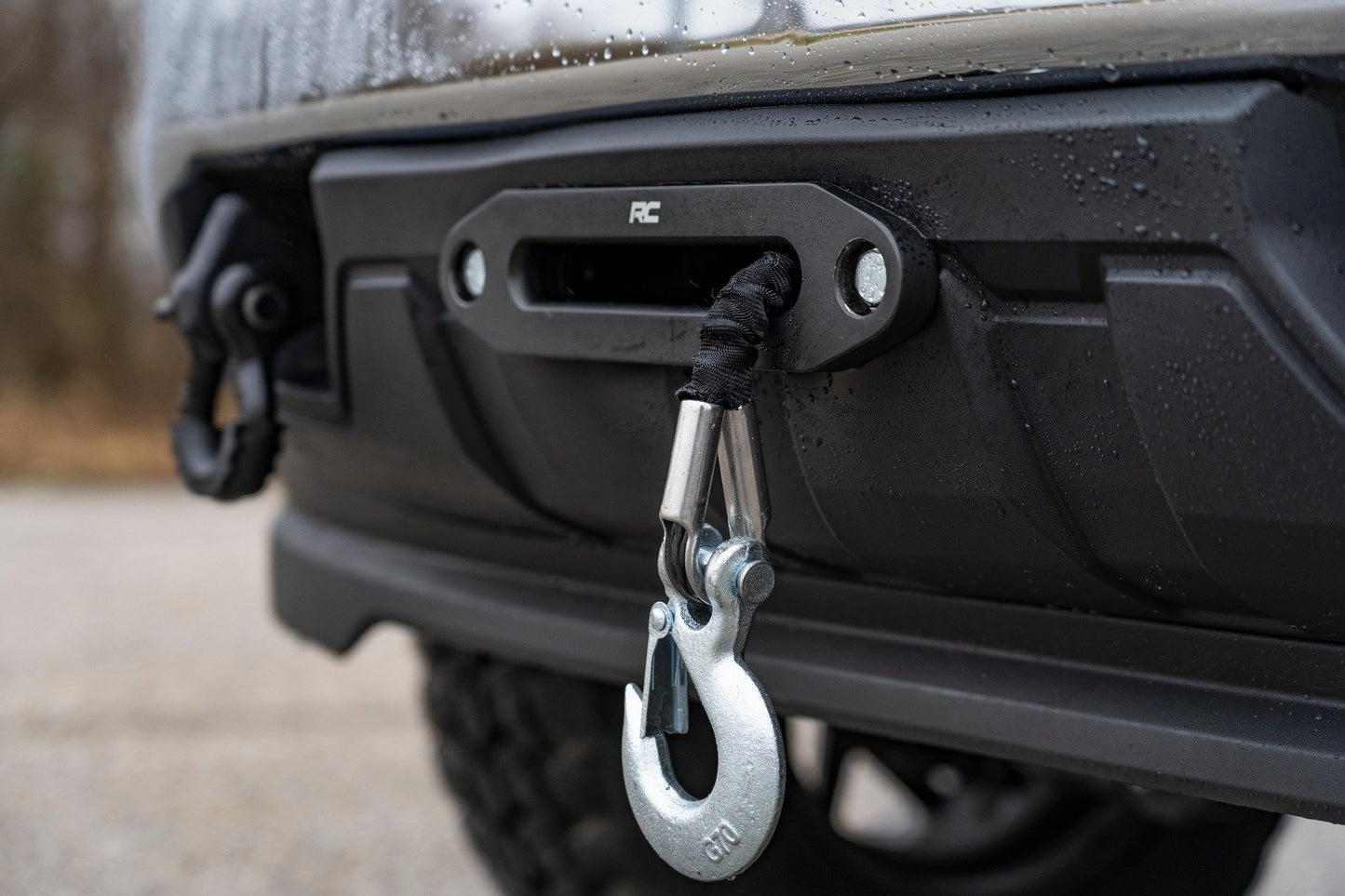 Rough Country Hidden Winch Mounting Plate | Chevy/GMC 1500 (14-18 & Classic)