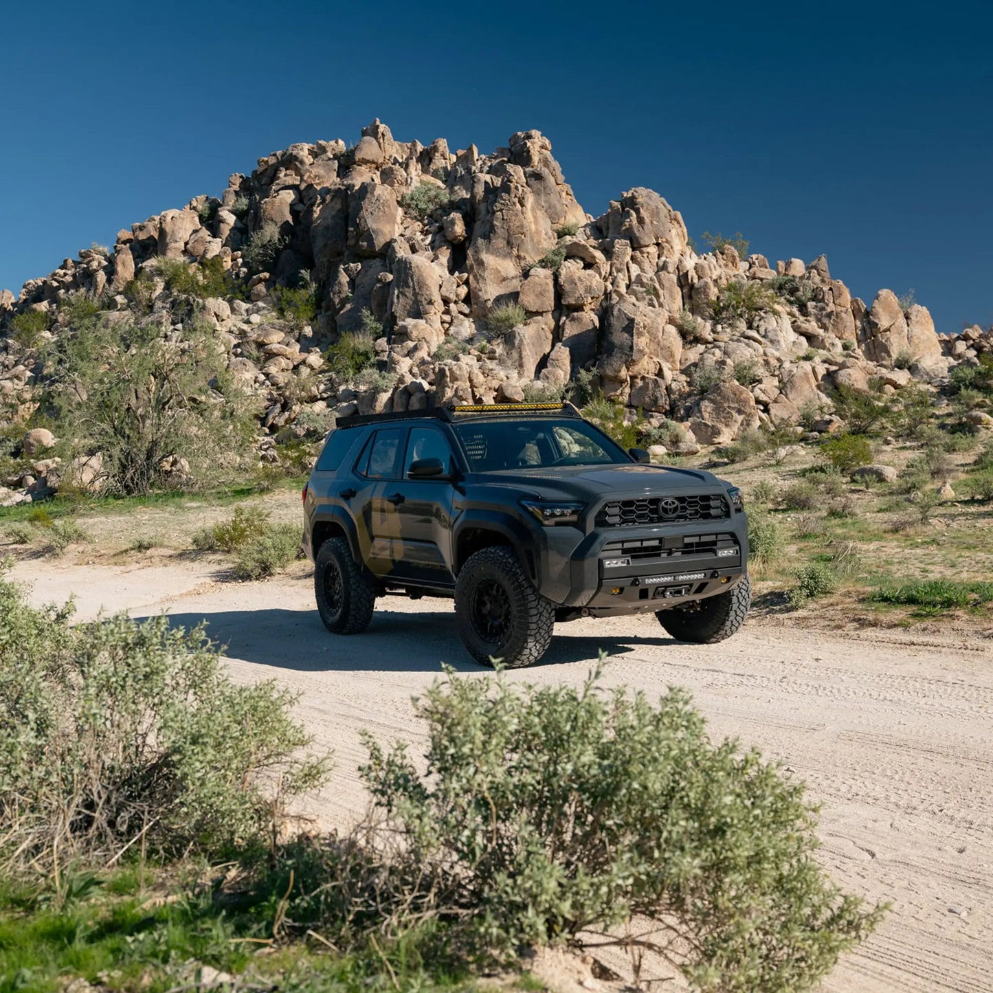 C4 Fabrication 4Runner Roof Rack with Optional Light Bar Mount / 6th Gen / 2025+ (With Light Mount) by C4 Fabrication
