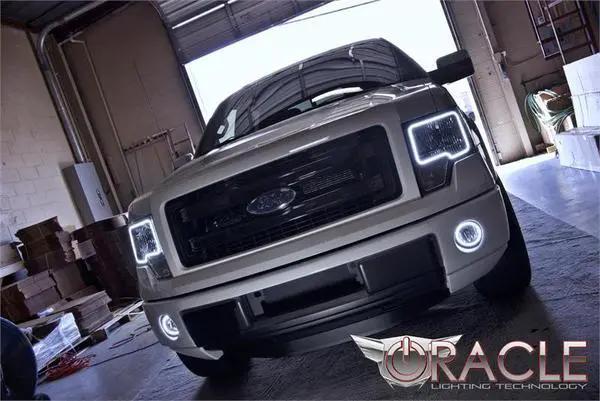 Oracle Lighting This LED halo kit can be wired to any 12 volt source like a controller, switch, or to the parking lights directly. The ColorSHIFT(tm) option requires the use of a ColorSHIFT(tm) controller to properly operate, which is sold separately. by Oracle Lighting