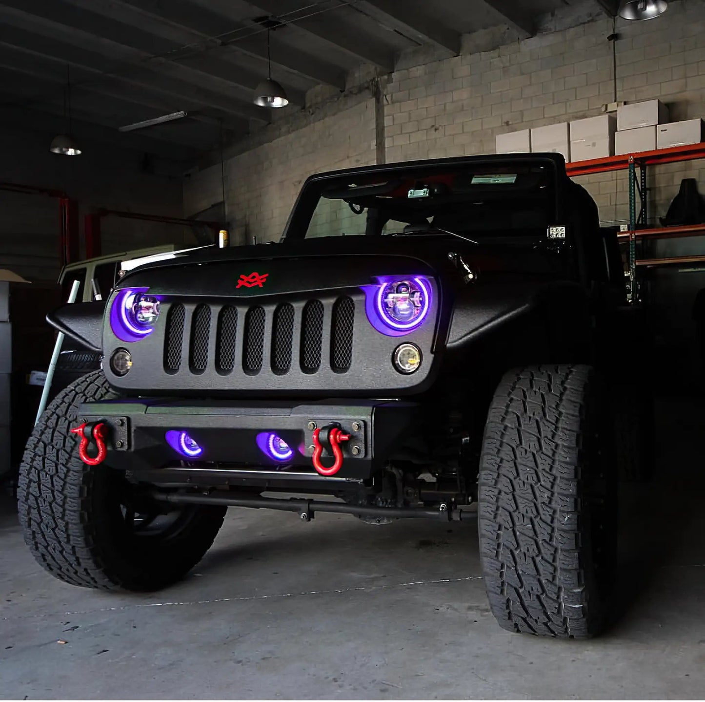 Oracle Lighting This LED halo kit can be wired to any 12 volt source like a controller, switch, or to the parking lights directly. The ColorSHIFT(tm) option requires the use of a ColorSHIFT(tm) controller to properly operate, which is sold separately. by Oracle Lighting
