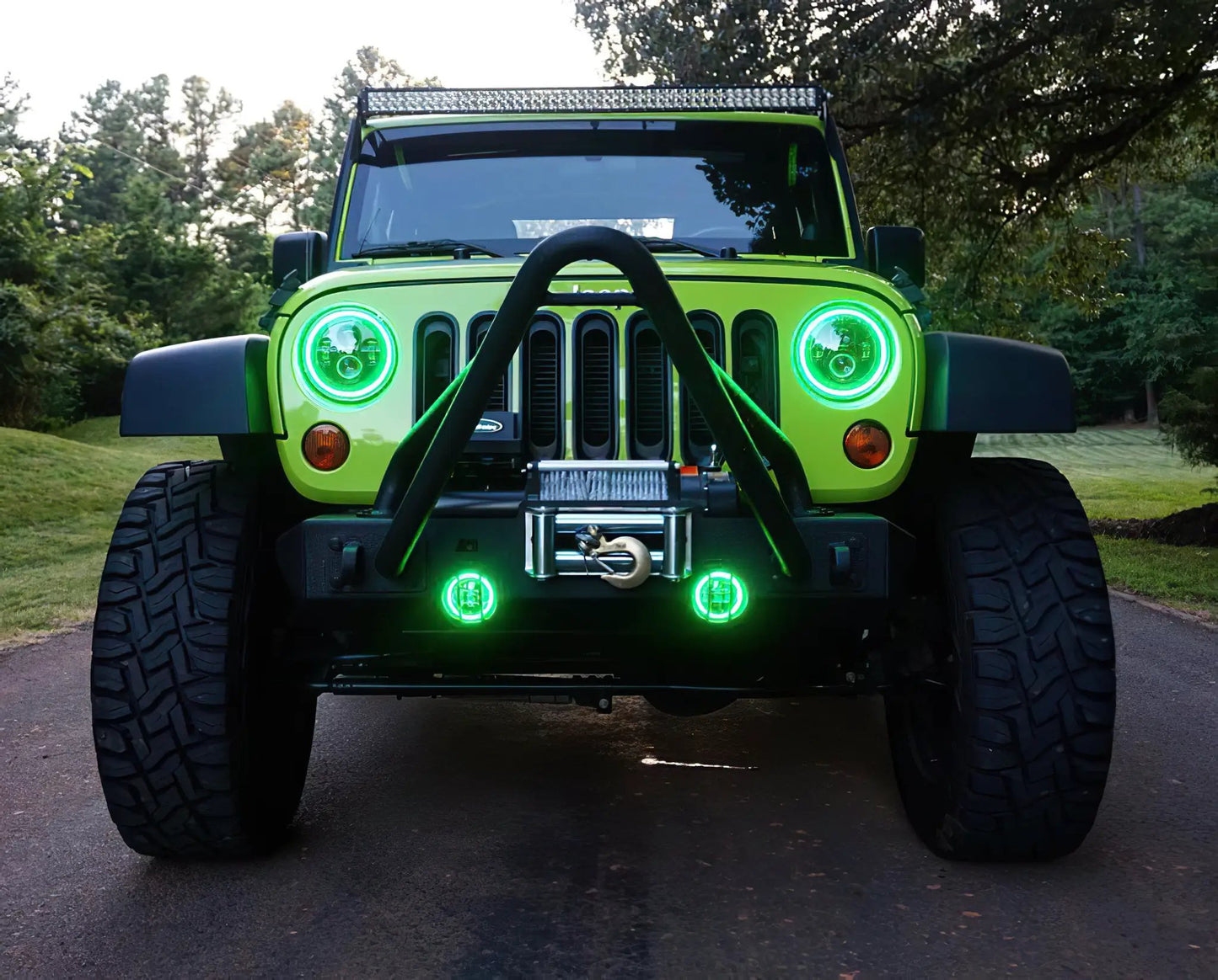 Oracle Lighting This LED halo kit can be wired to any 12 volt source like a controller, switch, or to the parking lights directly. The ColorSHIFT(tm) option requires the use of a ColorSHIFT(tm) controller to properly operate, which is sold separately. by Oracle Lighting