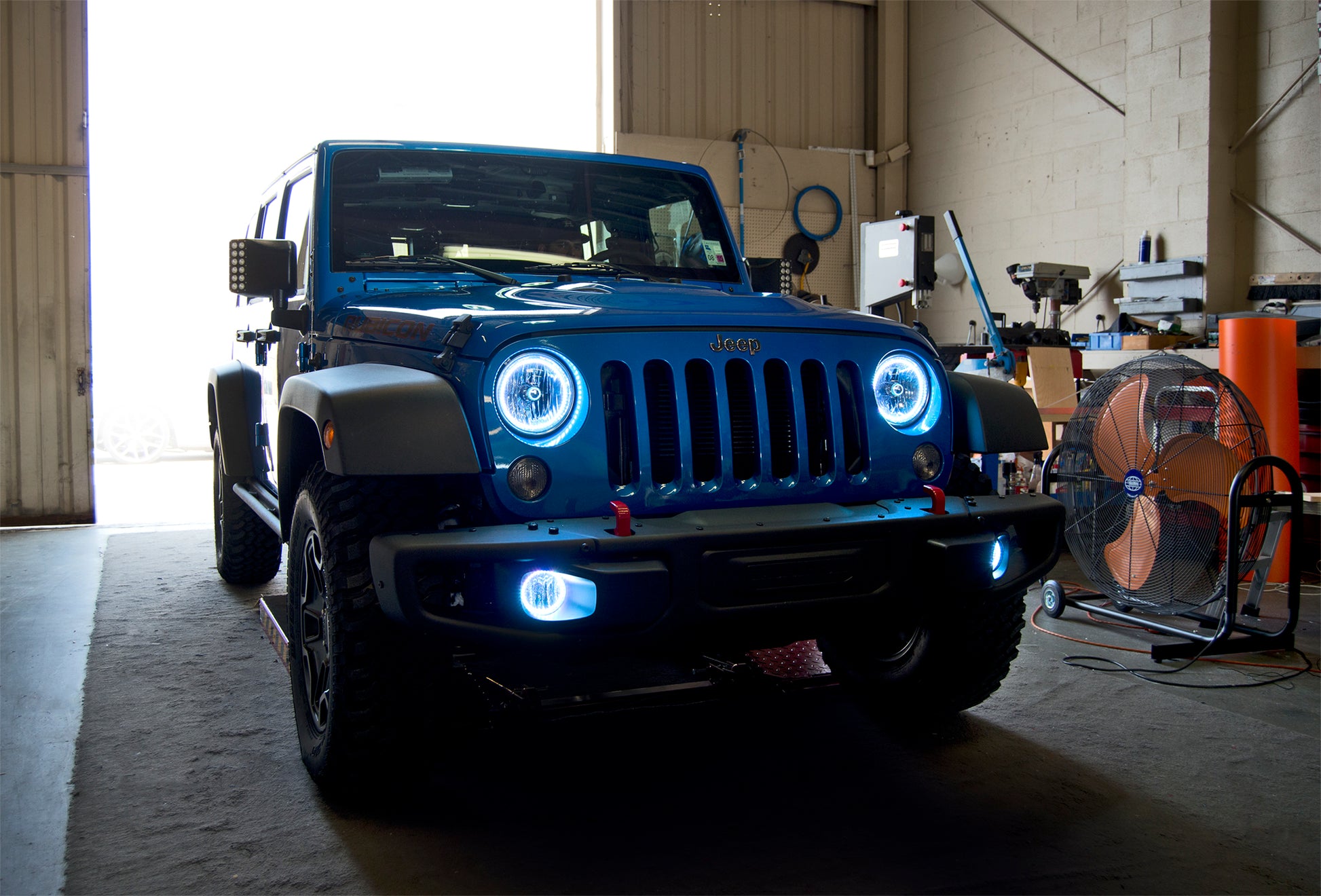 Oracle Lighting With purchase of the LED Waterproof fog light kit, you will receive a free adhesion promoter (Part 2082-504). Warranty period covers the LED and driver components. by Oracle Lighting