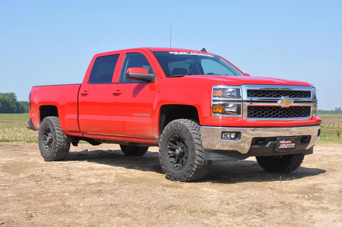 Комплект для лифта 2,5 дюйма | Алюминий/литая сталь | Стойка M1 | Chevy/GMC 1500 (07-18)