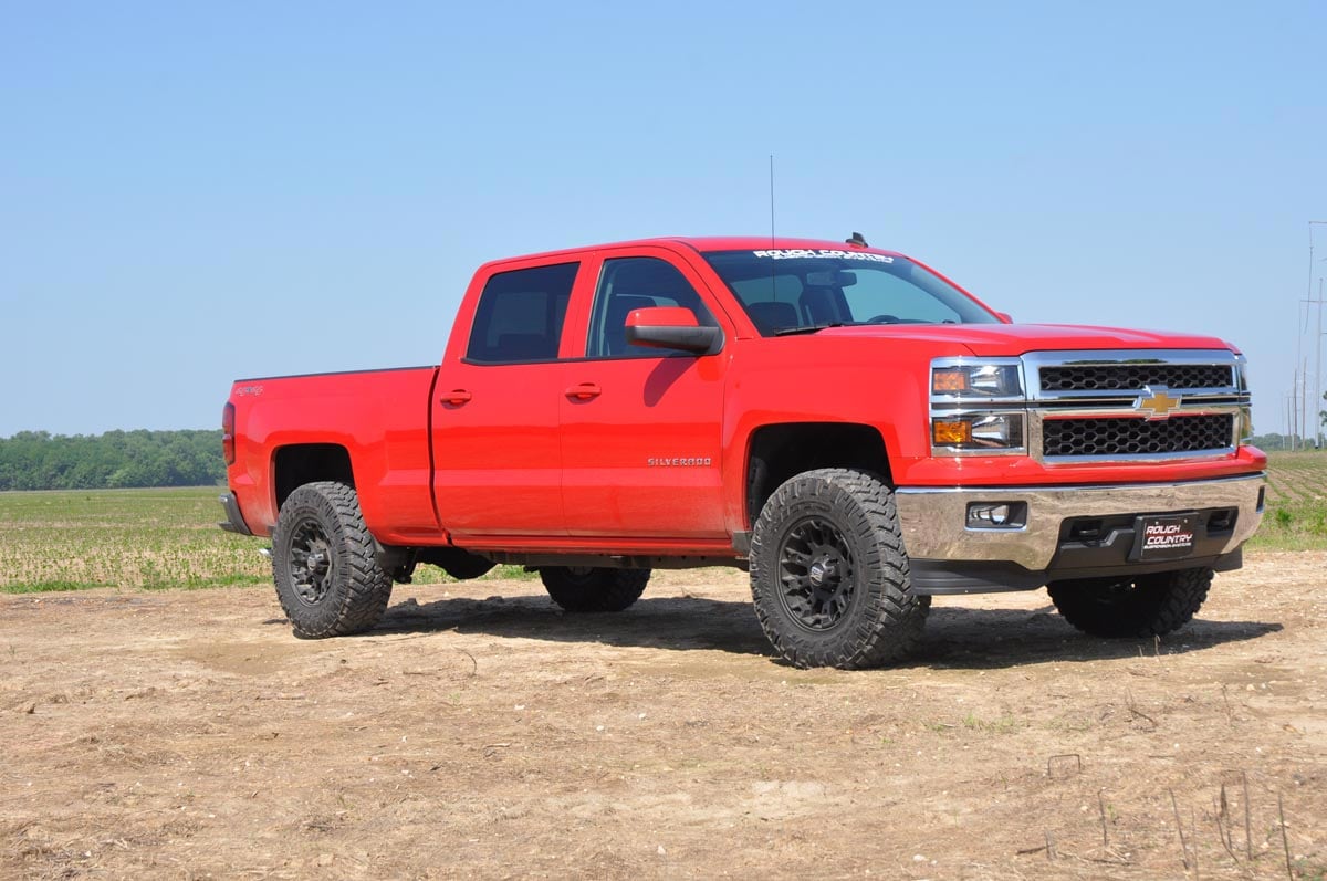 Комплект для лифта 2,5 дюйма | Алюминий/литая сталь | Стойка M1 | Chevy/GMC 1500 (07-18)