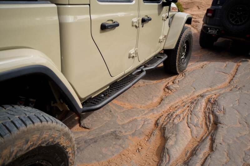 DV8 Offroad DV8 Hinge Mounted Steps