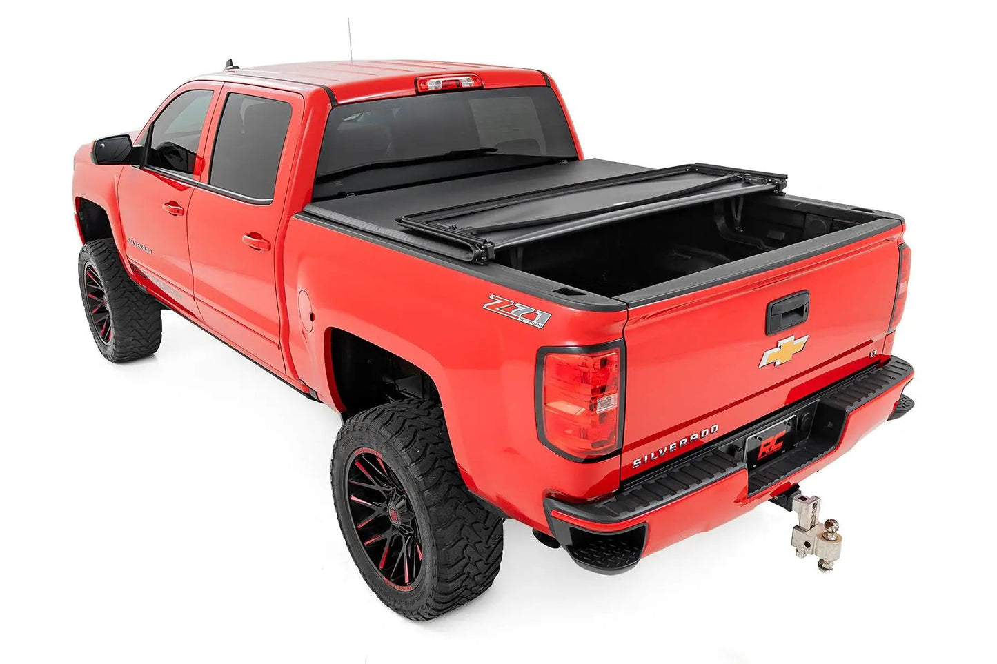 Rough Country Soft Tri-Fold Bed Cover | 5'9" Bed | Chevy/GMC 1500 (14-18 & Classic) by Rough Country