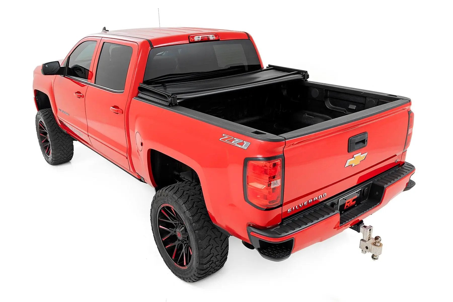 Rough Country Soft Tri-Fold Bed Cover | 5'9" Bed | Chevy/GMC 1500 (14-18 & Classic) by Rough Country