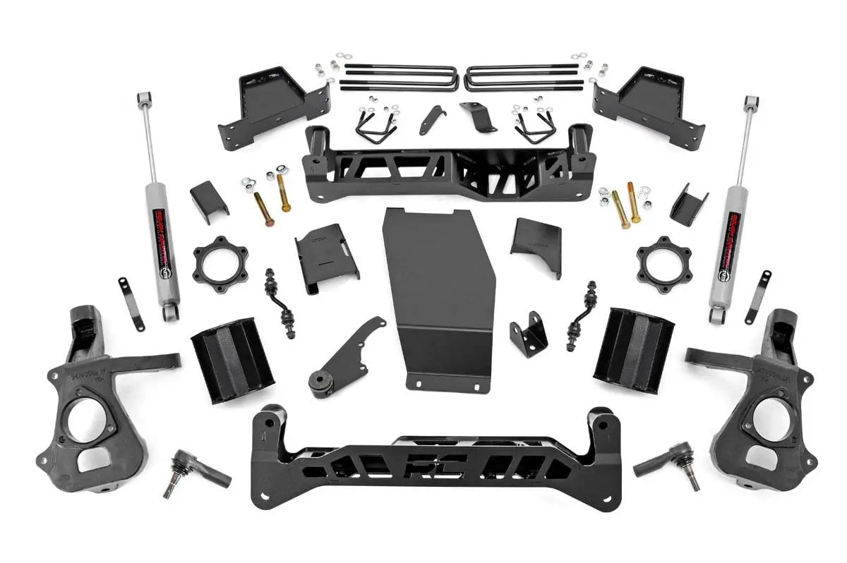 Rough Country 7 Inch Lift Kit | Cast Steel | Chevy/GMC 1500 4WD (14-18 & Classic) by Rough Country