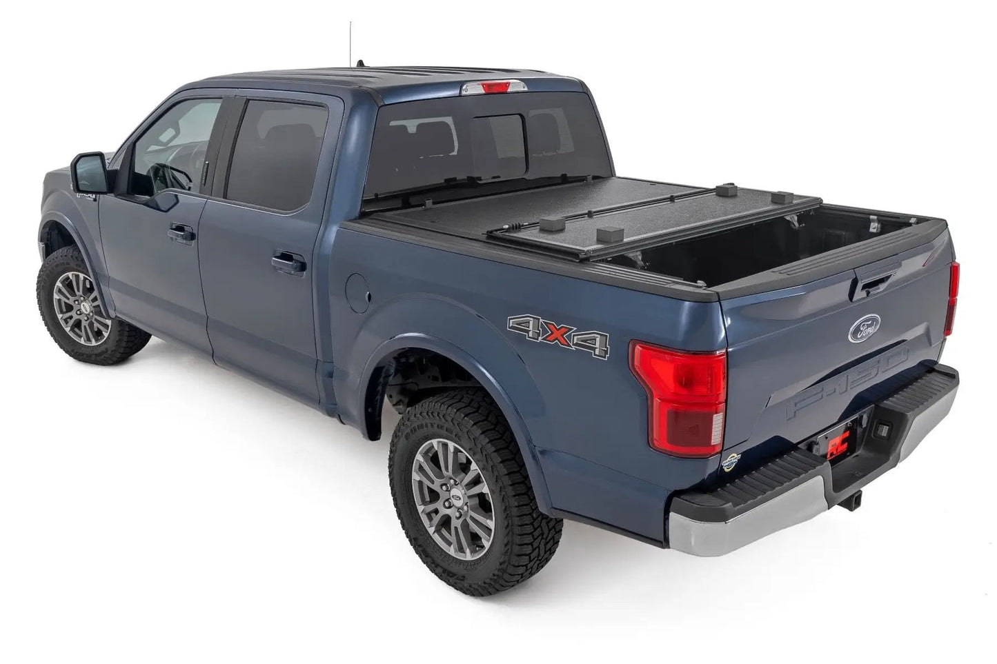 Rough Country Hard Low Profile Bed Cover | 5'7" Bed | Ford F-150 (15-20)/Raptor (17-20) by Rough Country