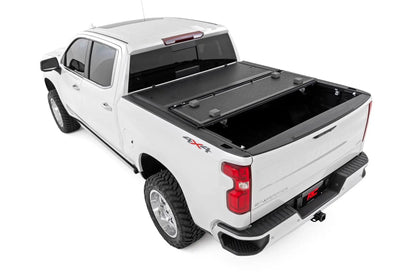 Rough Country Hard Low Profile Bed Cover | 5'9" Bed | Rail Caps | Chevy/GMC 1500/2500HD/3500HD (14-19 & Classic) by Rough Country
