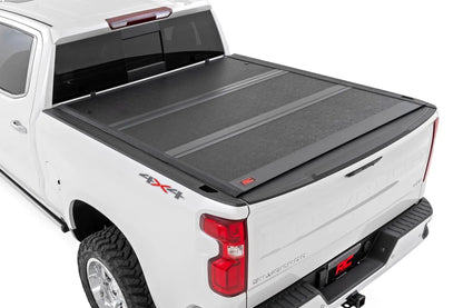 Rough Country Hard Low Profile Bed Cover | 6'7" Bed | Chevy/GMC Sierra 1500 (19-26)/Silverado 1500 (19-26) by Rough Country