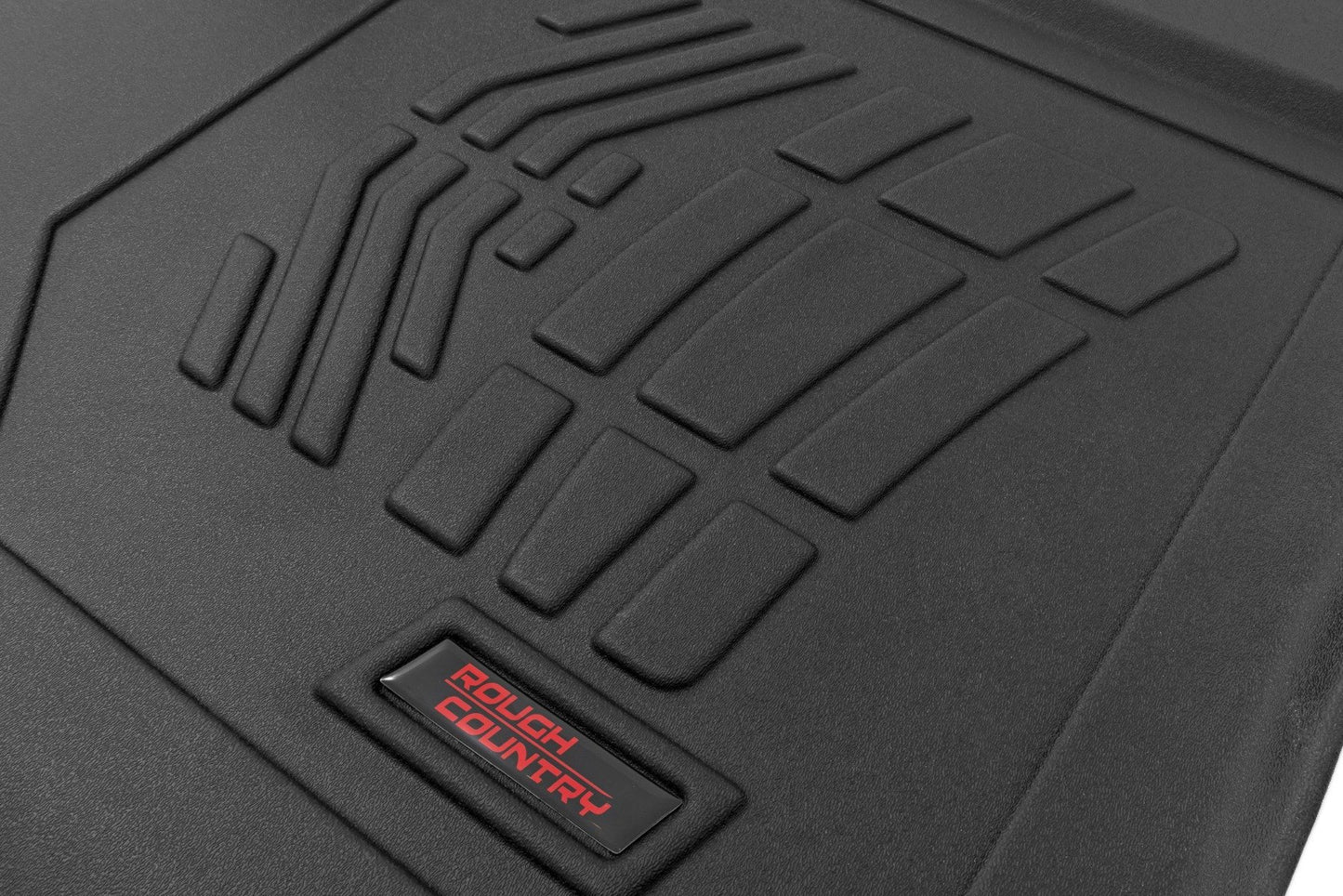 Tapetes Sure-Fit | Delanteros y Traseros | Cubo Delantero | Doble Cabina | Chevy/GMC 1500/2500HD/3500HD (19-26)