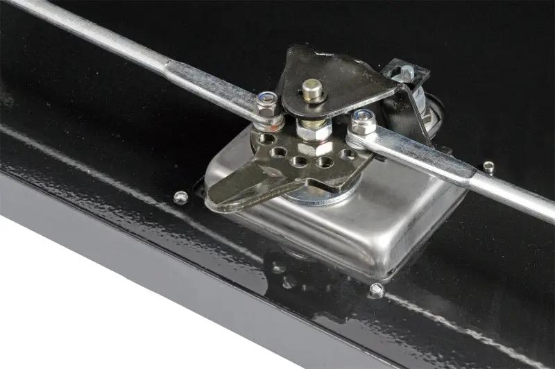 Dee Zee DZE HD Toolbox by Dee Zee