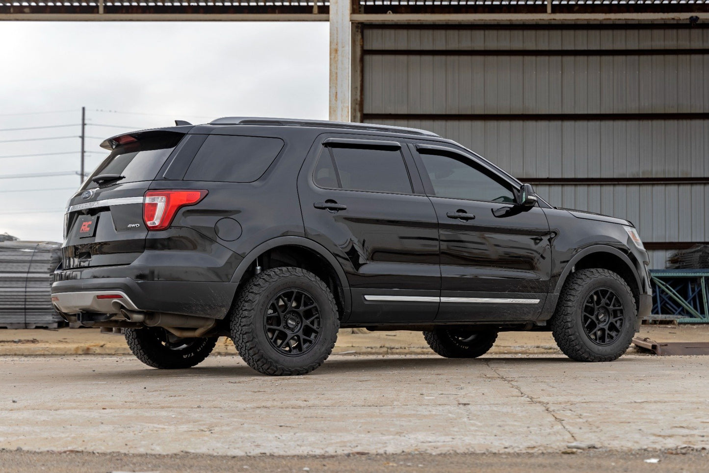 Kit de Amortiguadores de Elevación de 2 Pulgadas | Ford Explorer 4WD (2011-2019)