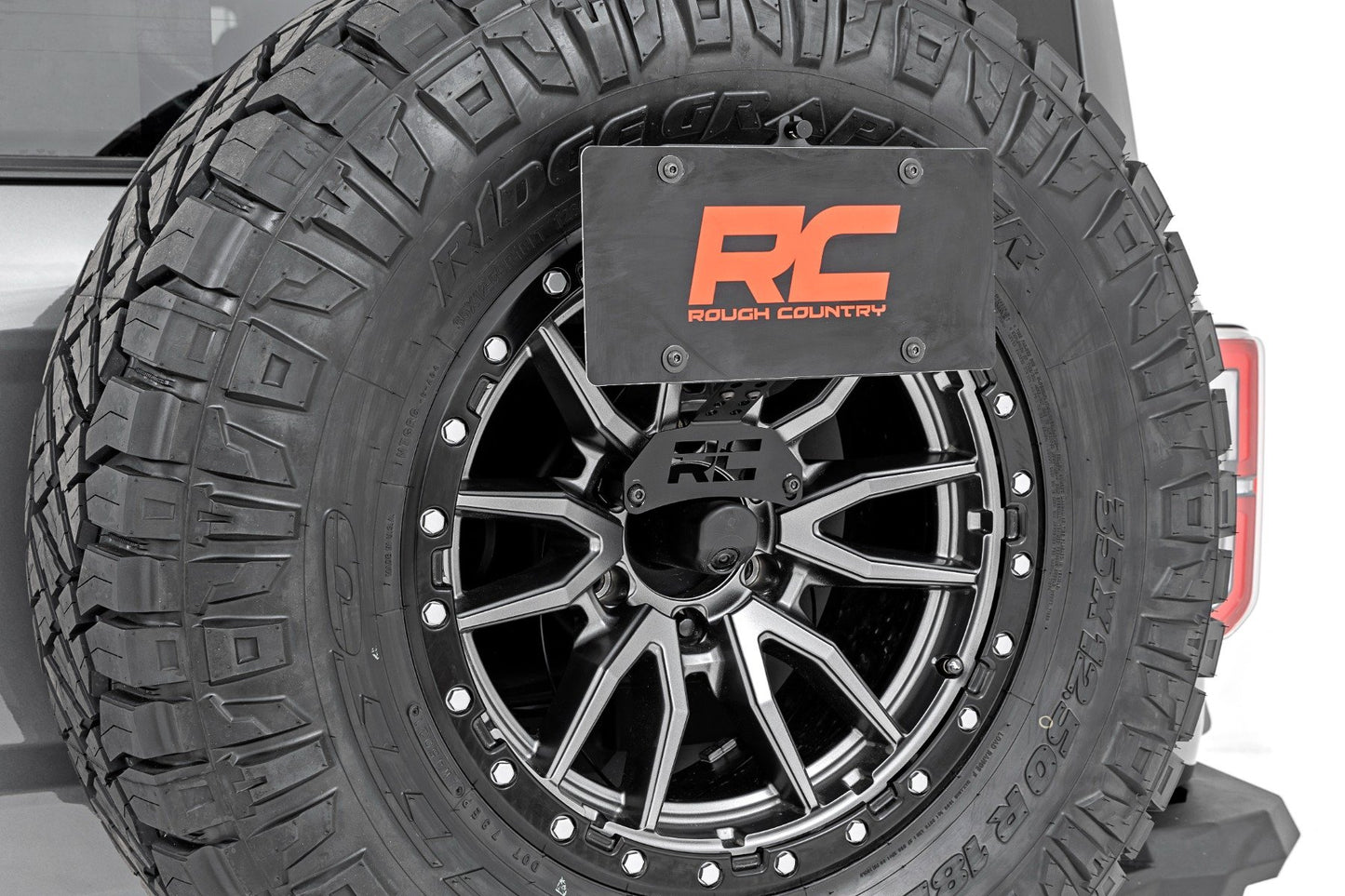 Defensa Trasera | LED Serie Negra | Tipo Spot | Ford Bronco 4WD (2021-2025)