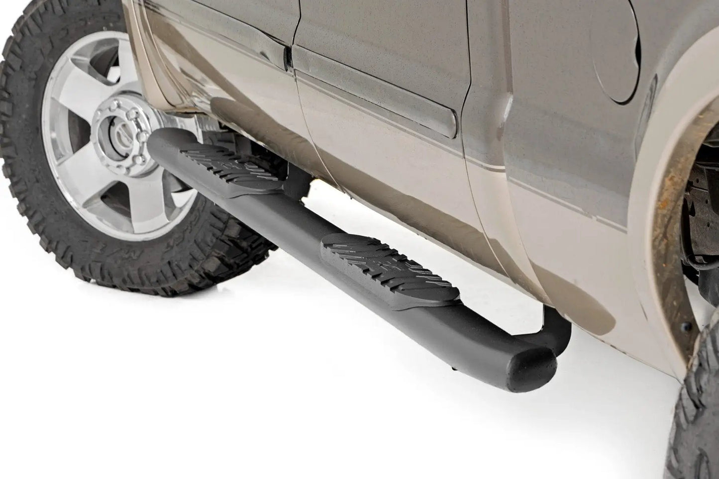 Rough Country Oval Nerf Step | Crew Cab | Black | Ford F-250/F-350 Super Duty (99-16) by Rough Country