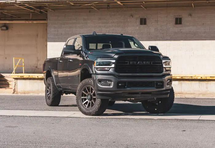 ReadyLift 2019-2026 Ram 2500 Diesel 4WD 1.5'' Coil Spring Leveling Kit With 2.1 Falcons by ReadyLift