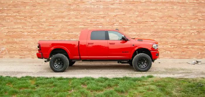 ReadyLift 2019-2024 Ram 3500 HD High Output Diesel 4WD 4.5'' Coil Spring Falcon 2.1 Lift Kit by ReadyLift