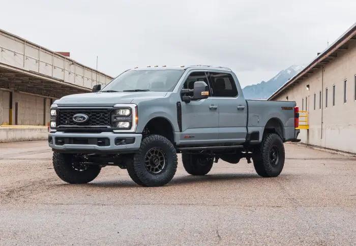 ReadyLift 6" COIL SPRING LIFT KIT WITH FALCON MAX2.1 SHOCKS AND RADIUS ARMS - 2023-2026 FORD SUPER DUTY F250/F350 4WD by ReadyLift