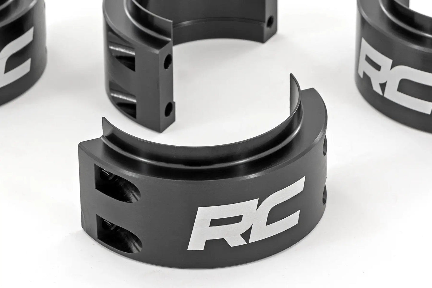 Rough Country 2.5 Inch Lift Kit | Ford Raptor 4WD (2021-2025) by Rough Country