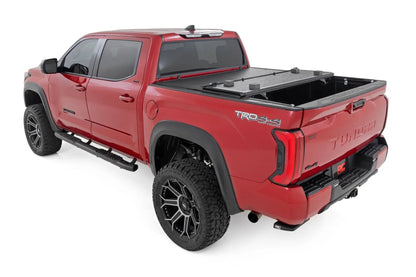 Rough Country Hard Low Profile Bed Cover | 5'7" Bed | Cargo Mgmt | Toyota Tundra (22-26) by Rough Country