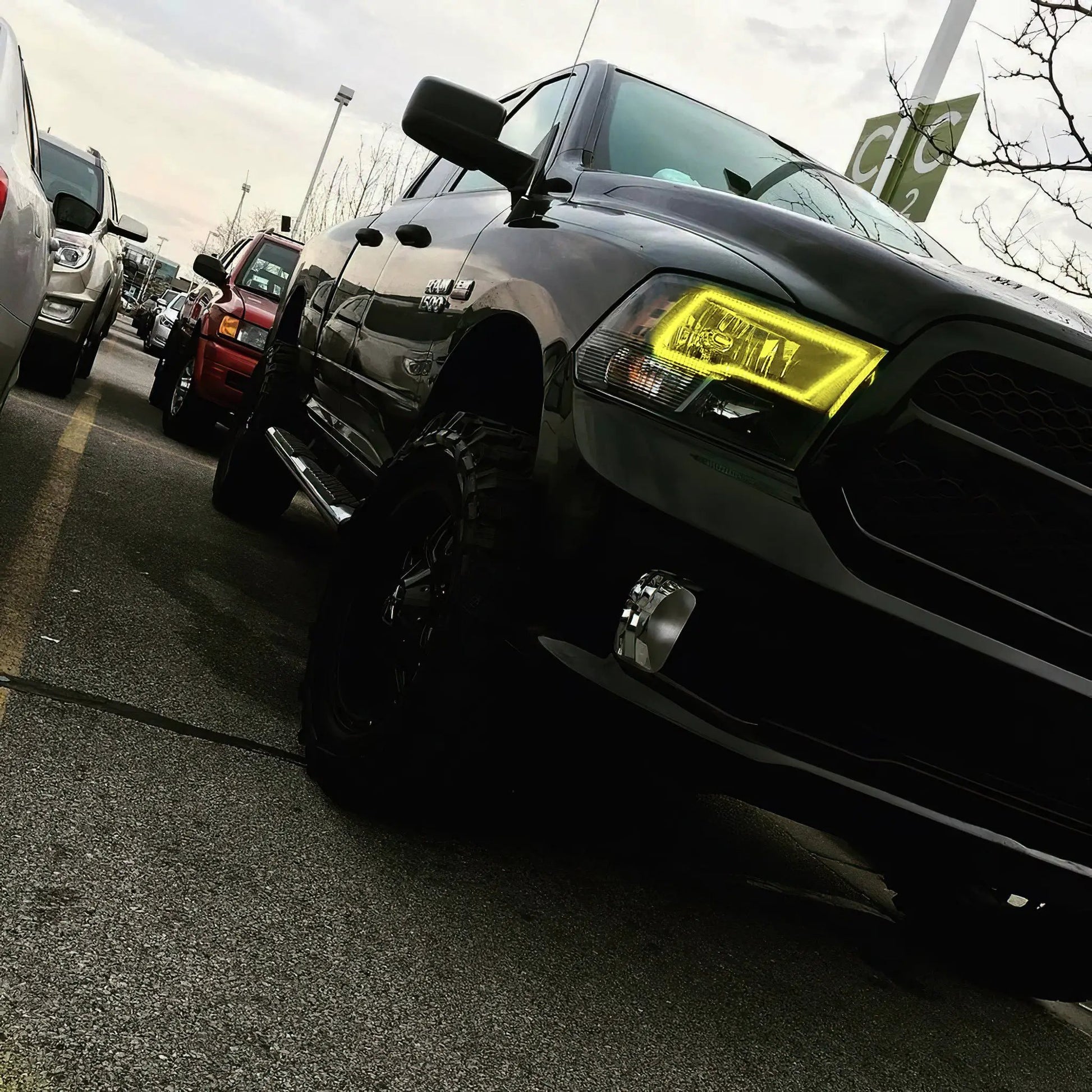 Oracle Lighting The halo kit uses an advanced LED chip which provides bright light output yet consumes less power. The kit mounts easily to your headlight housing with the provided 3M adhesive backing. by Oracle Lighting