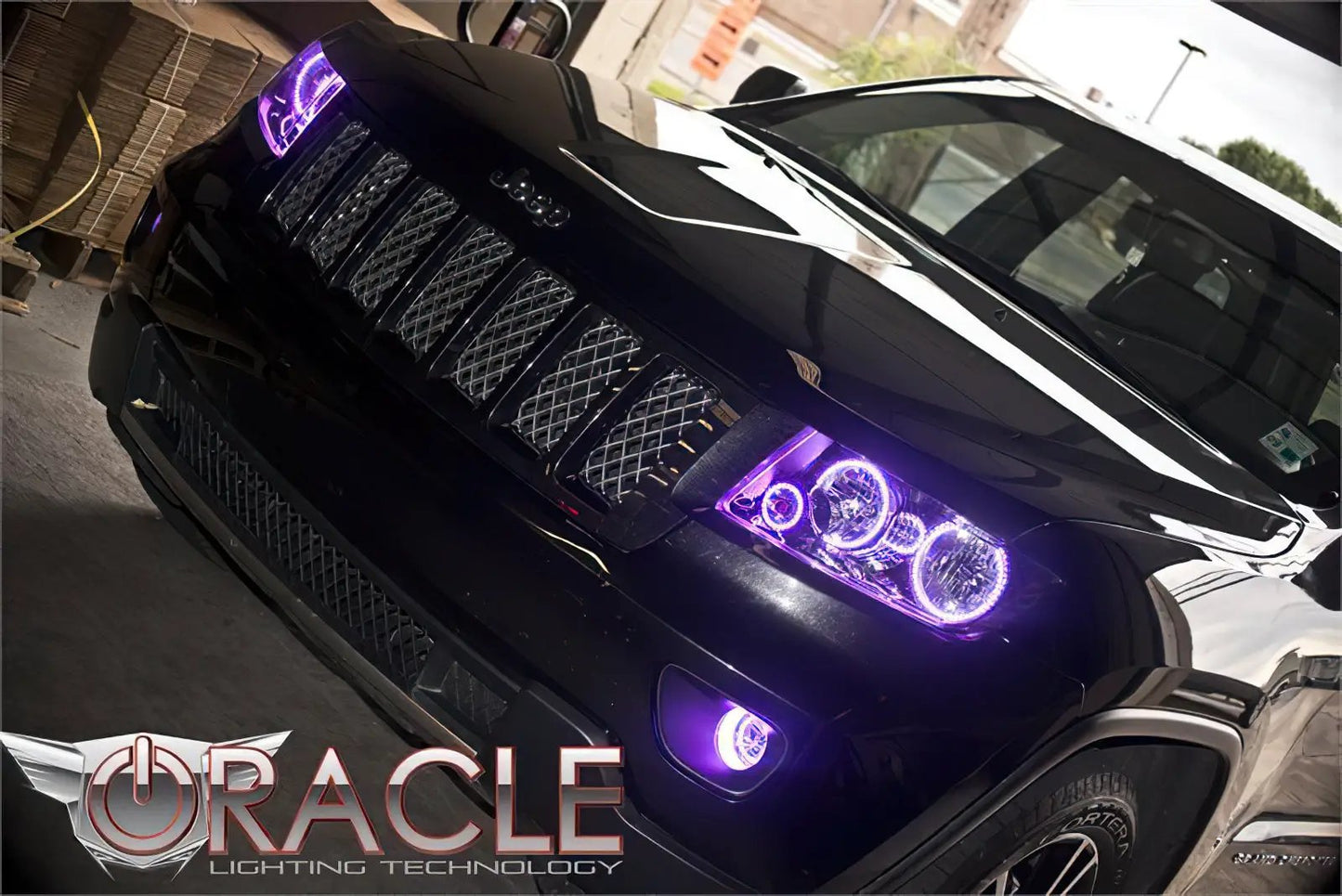 Oracle Lighting The kit does not include a ColorSHIFT(tm) controller. The halo kit uses an advanced LED chip which provides bright light output yet consumes less power. The kit mounts easily to your headlight housing with the provided 3M adhesive backing. by Oracle Lighting