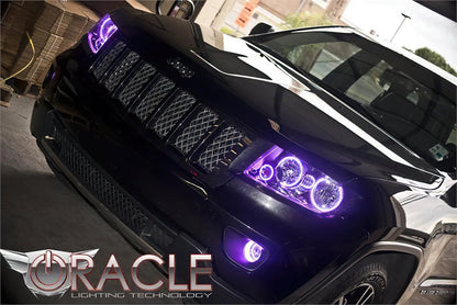 Oracle Lighting The kit does not include a ColorSHIFT(tm) controller. The halo kit uses an advanced LED chip which provides bright light output yet consumes less power. The kit mounts easily to your headlight housing with the provided 3M adhesive backing. by Oracle Lighting
