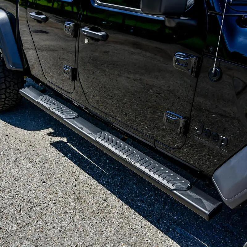 Westin WES Nerf Bars - R5 by Westin