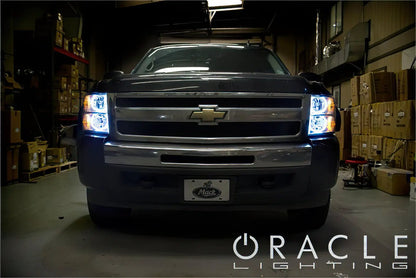 Oracle Lighting This kit is 12V powered so can be connected to a switch, controller, or directly to the parking lights. The ColorSHIFT(tm) controller can be easily paired and is sold separately. by Oracle Lighting