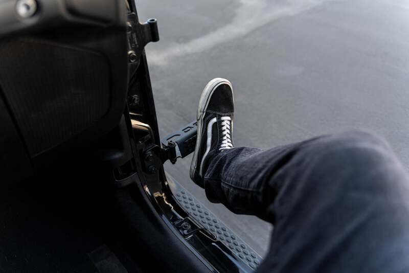 DV8 Offroad DVE Foot Pegs