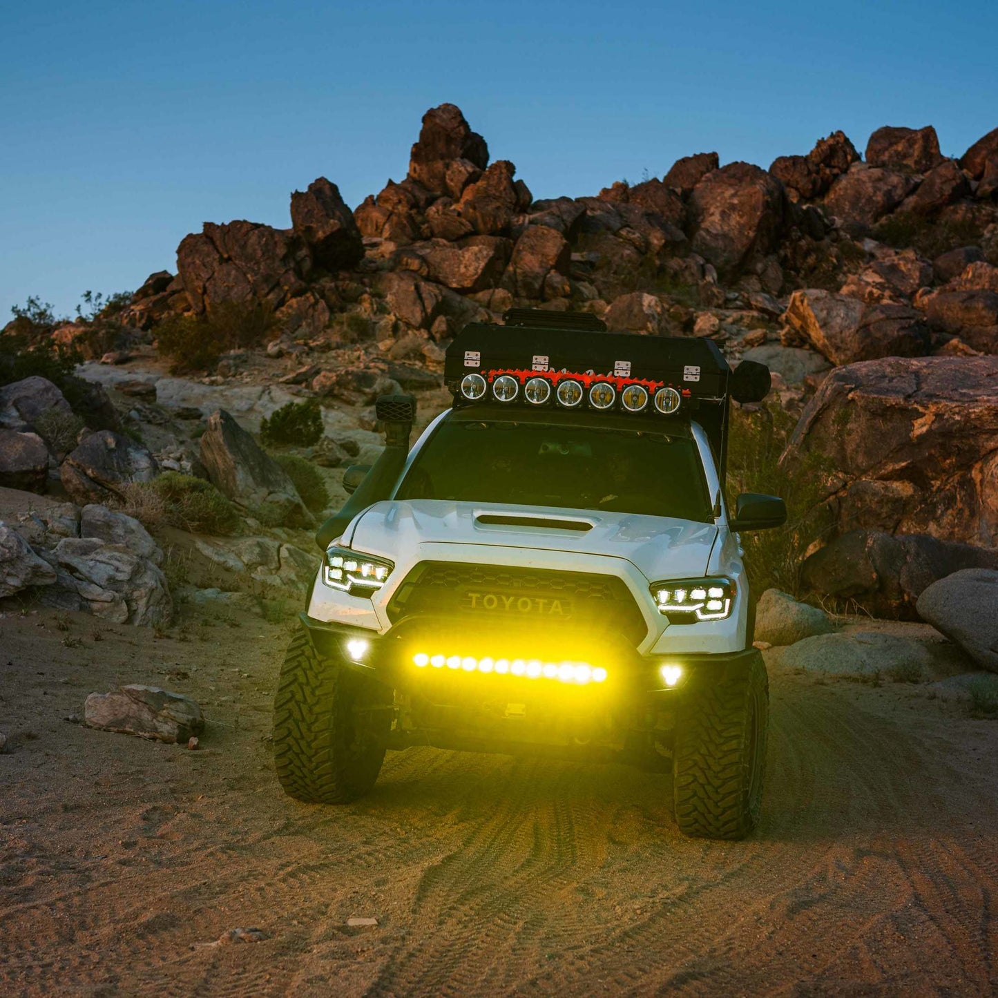 KC HiLiTES The KC FLEX ERA(R) LED Light Bar has a flexible design, combo/spot lenses included, high-output and amber backlight power modes, and KC's legendary quality.